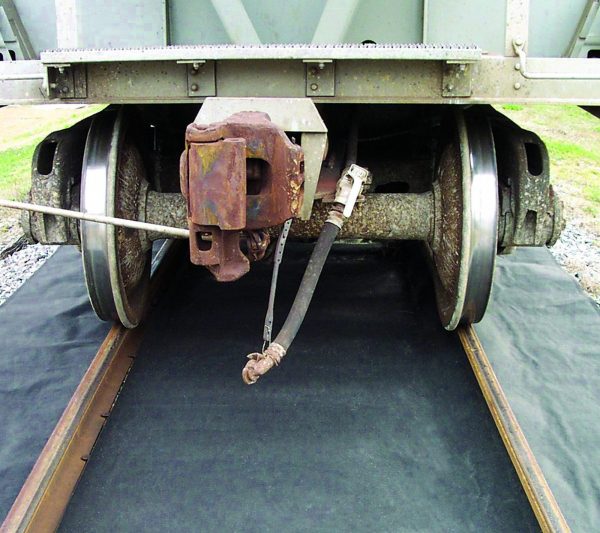 Track mat sorbent